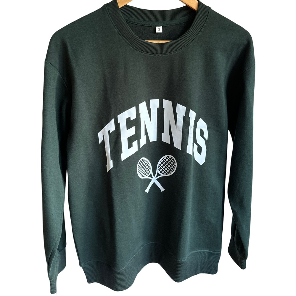 NWOT. Tennis sweatshirt size Small. Dark green.